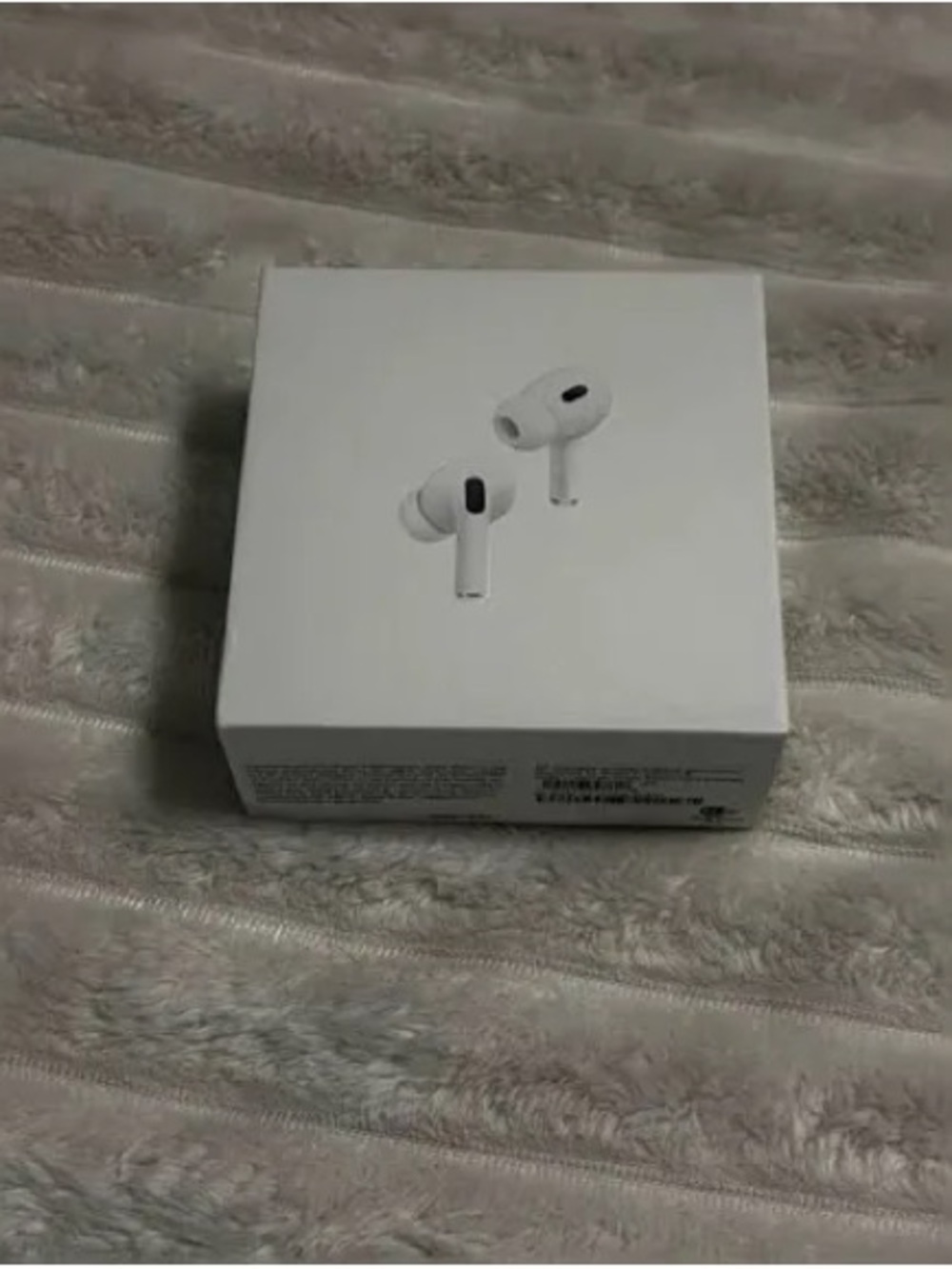 Apple White AirPods Pro Wireless Earbuds in Retail Box